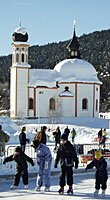 Winter in Seefeld - Eislaufen am Seekirchl (Bild TVB Seefeld)